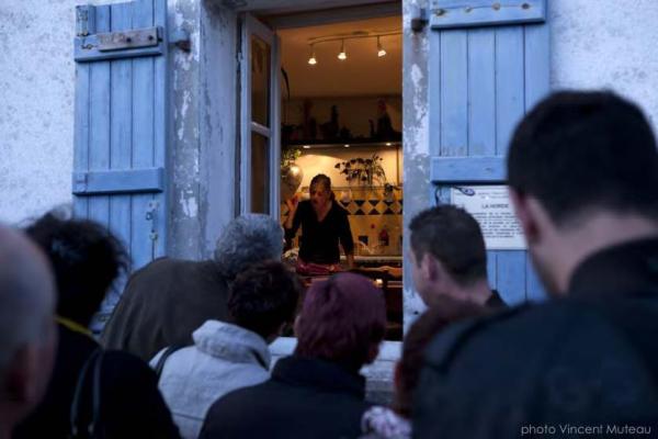 Constance : « INCONSTANCE », DRÔLEMENT ÉMOUVANT !