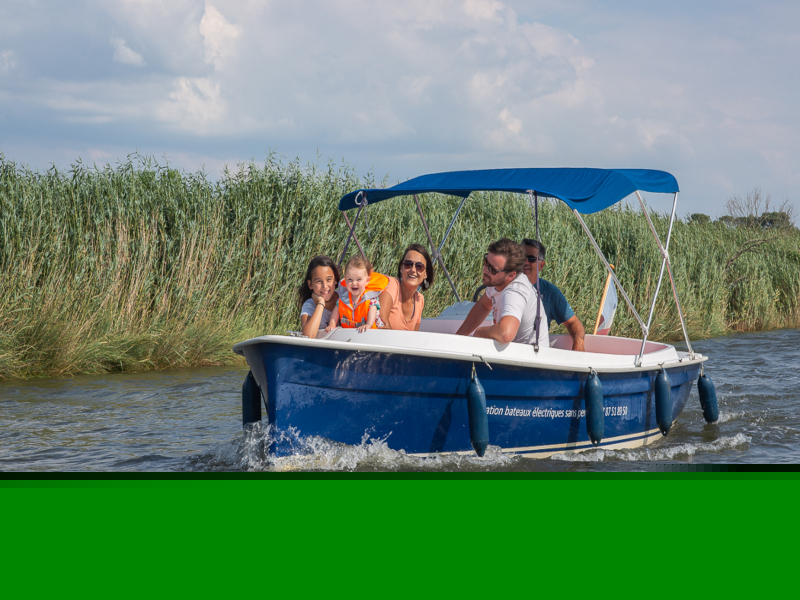 Balades commentées en bateau électrique
